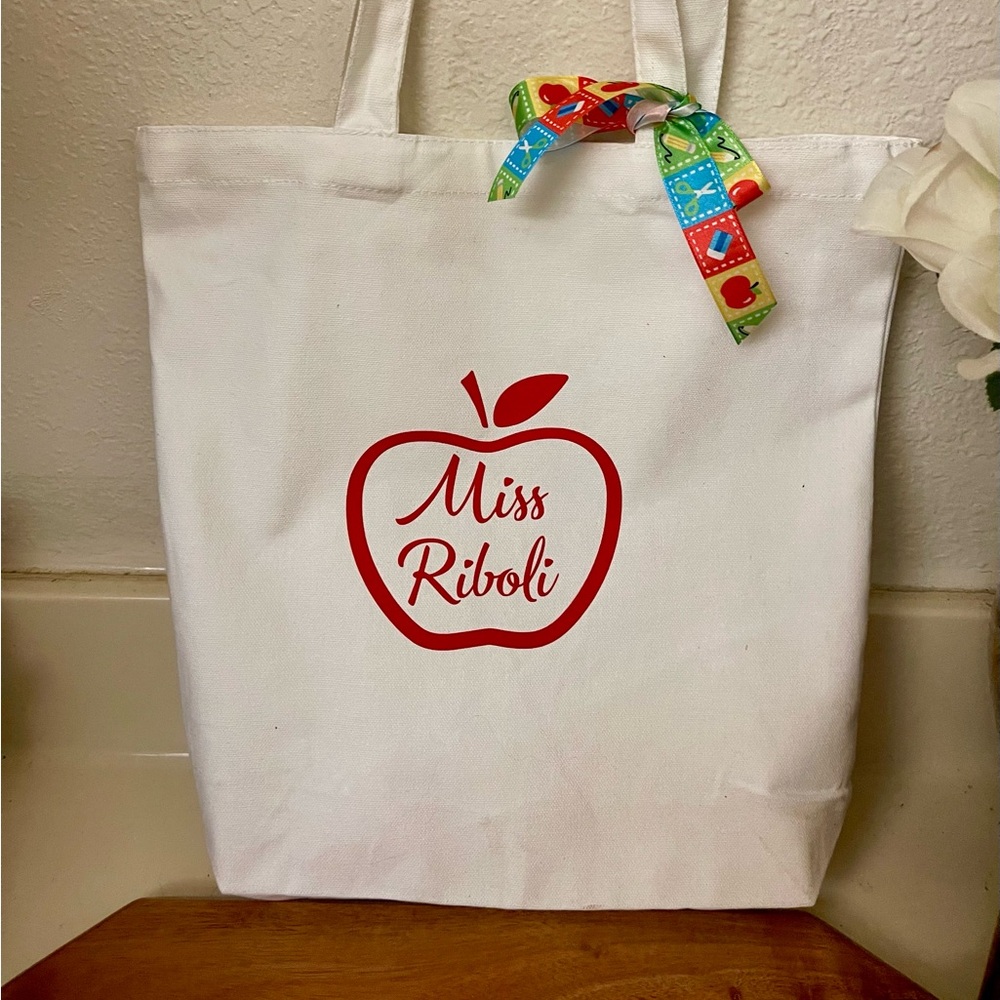 Customized tote bag